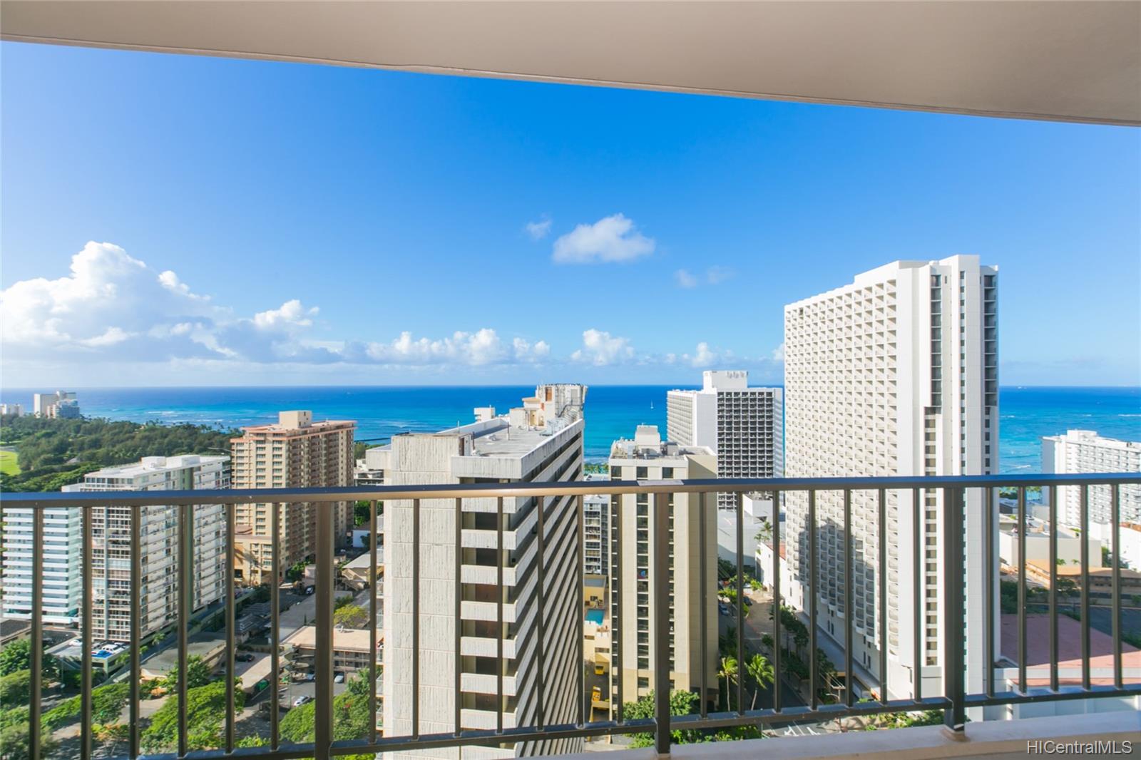 229 Paoakalani Avenue #2910, Honolulu, HI 96815