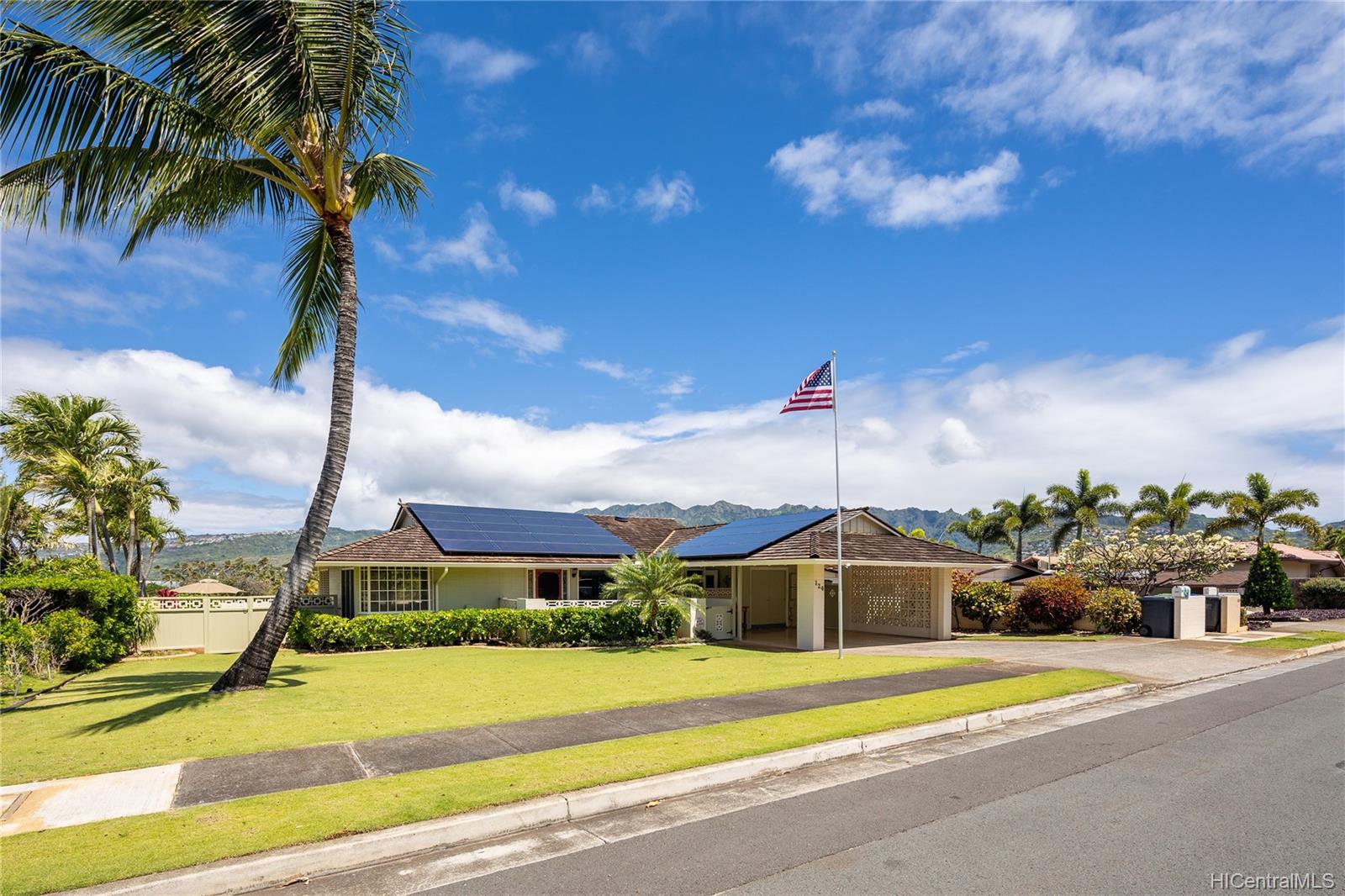 124 Kalalau Street Honolulu, HI 96825