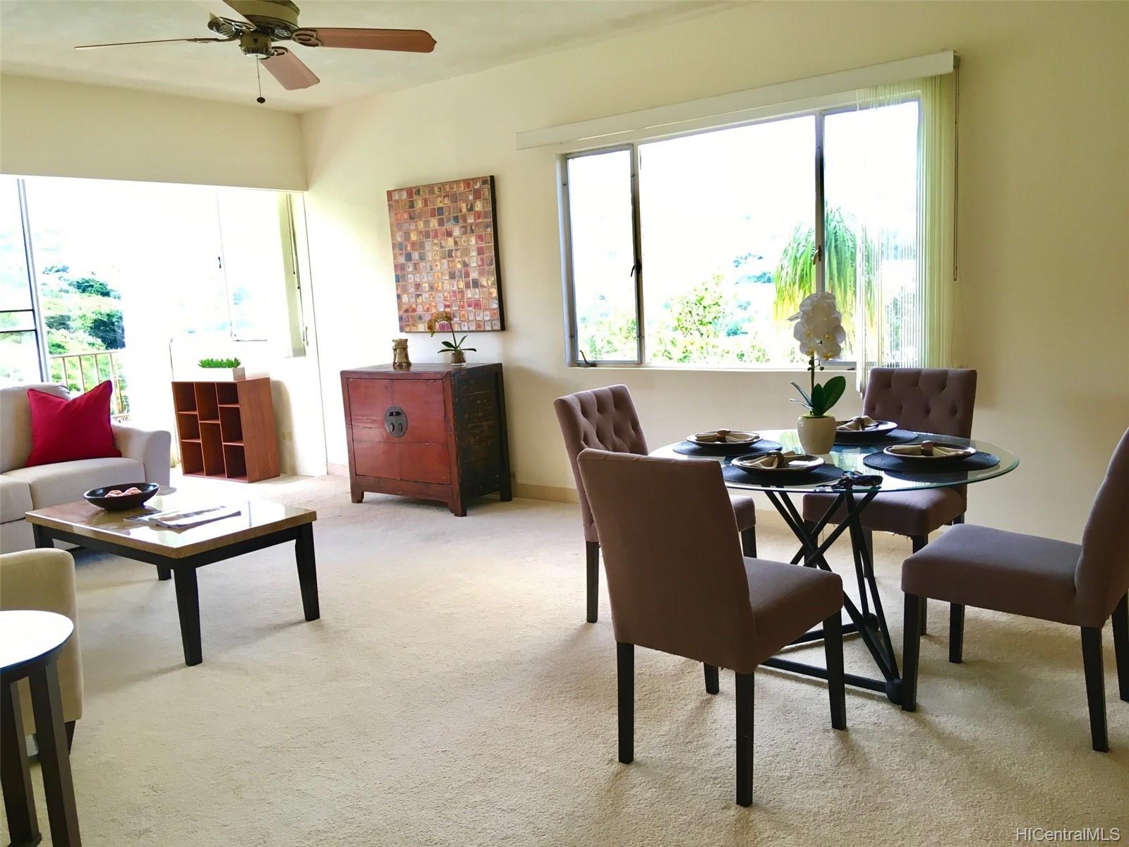 1001 Wilder Avenue #204, Honolulu, HI 96822