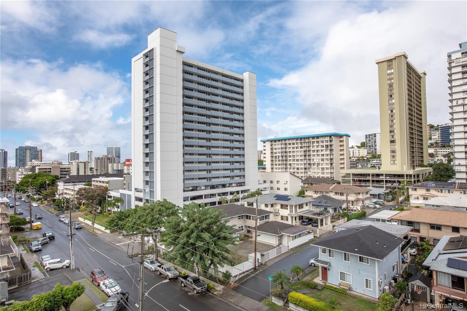 1571 Piikoi Street #601, Honolulu, HI 96822