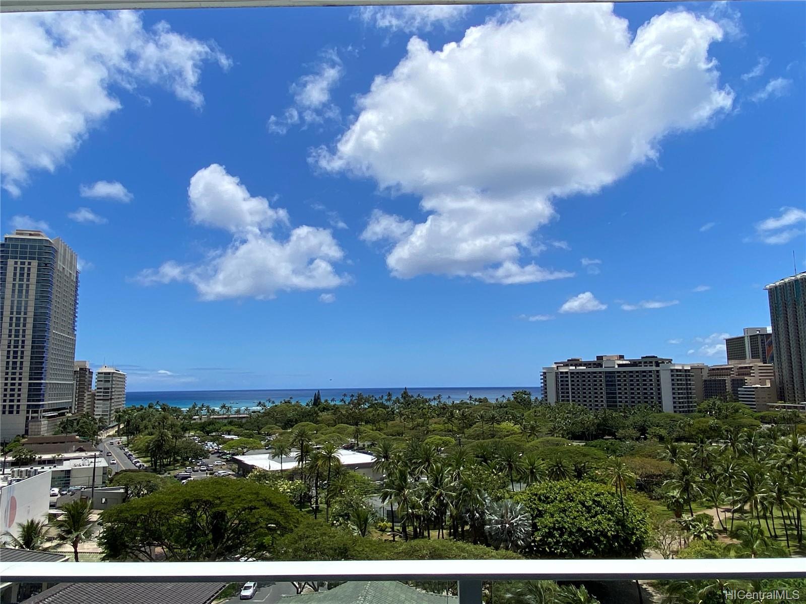 383 Kalaimoku Street #1002, Honolulu, HI 96815