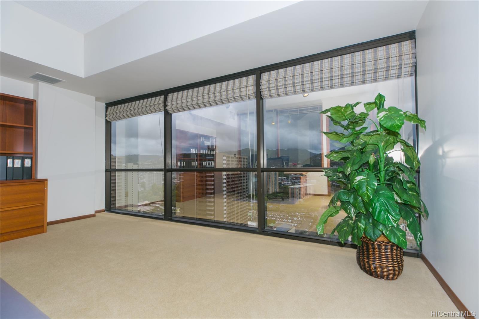 1188 Bishop Street #2706, Honolulu, HI 96813