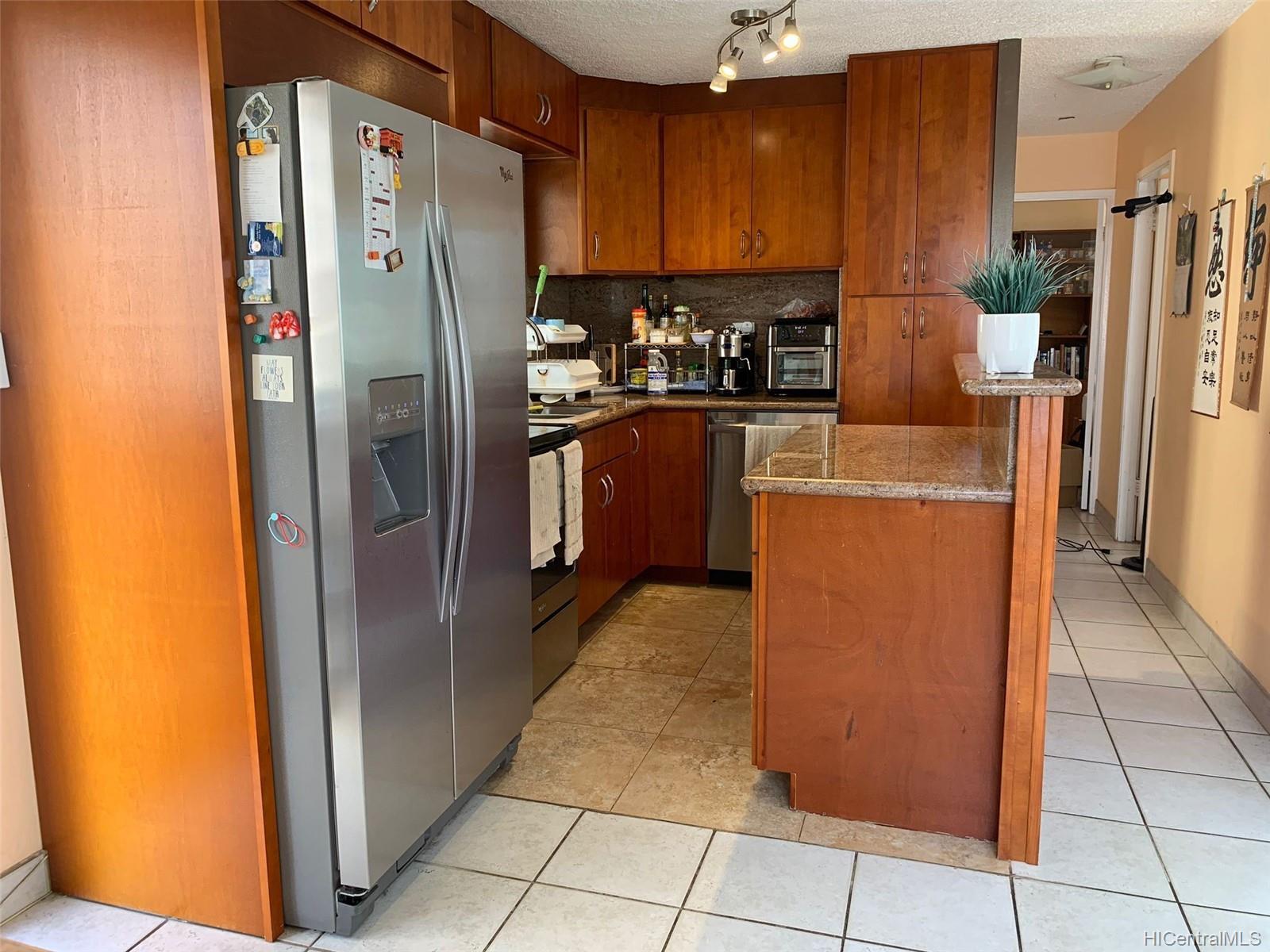 2547 Ala Wai Boulevard #601, Honolulu, HI 96815