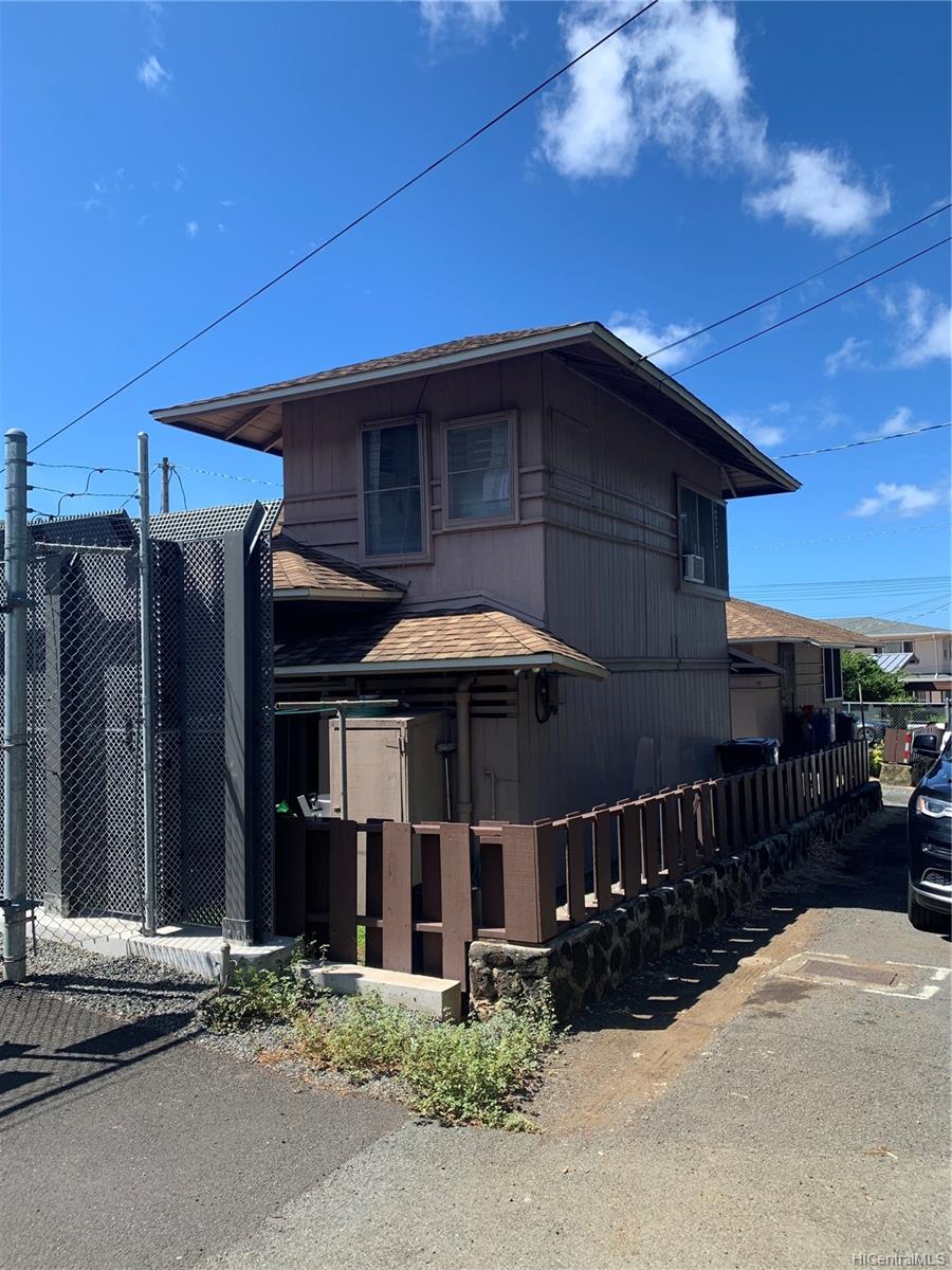 2357 Pauoa Road Honolulu, HI 96813