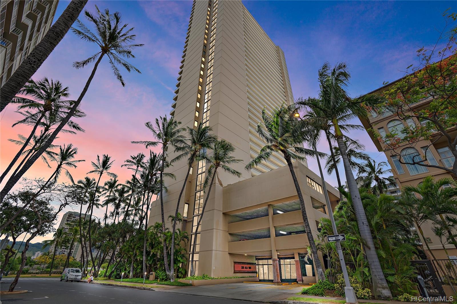 2121 Ala Wai Boulevard #3703, Honolulu, HI 96815