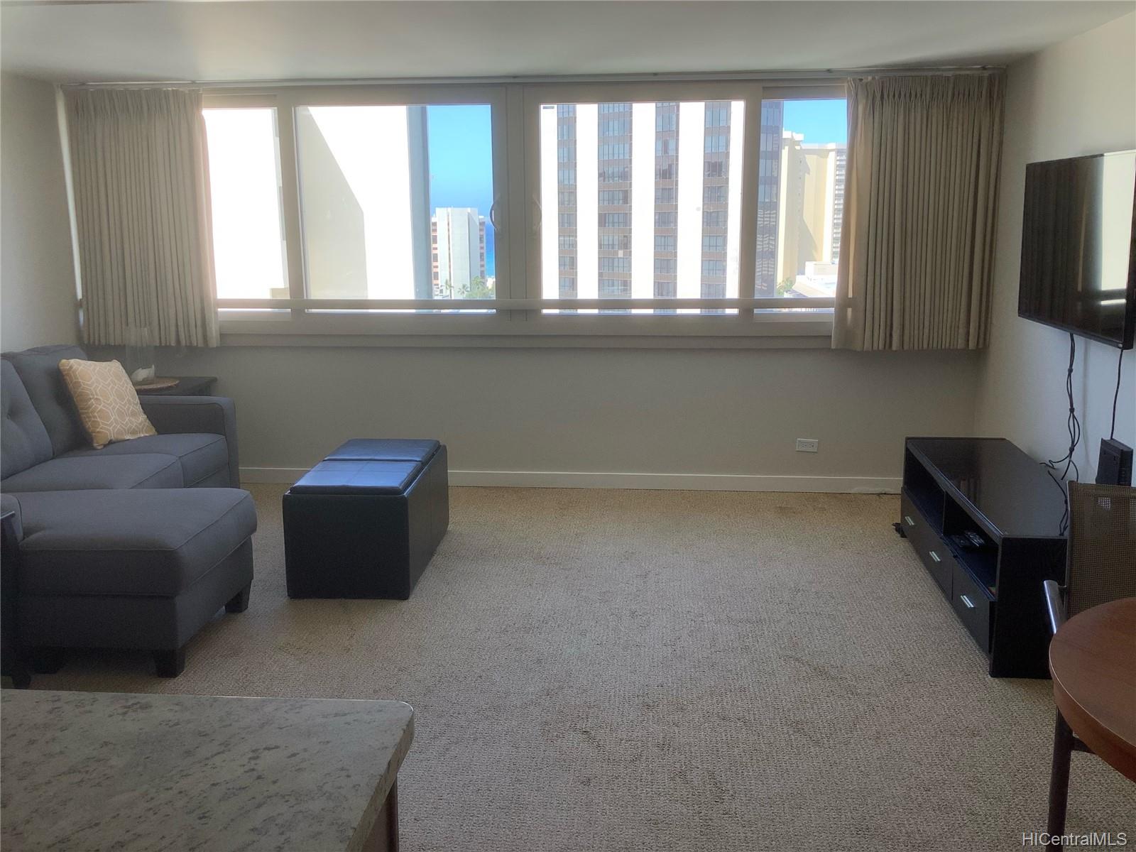 445 Seaside Avenue #2121, Honolulu, HI 96815