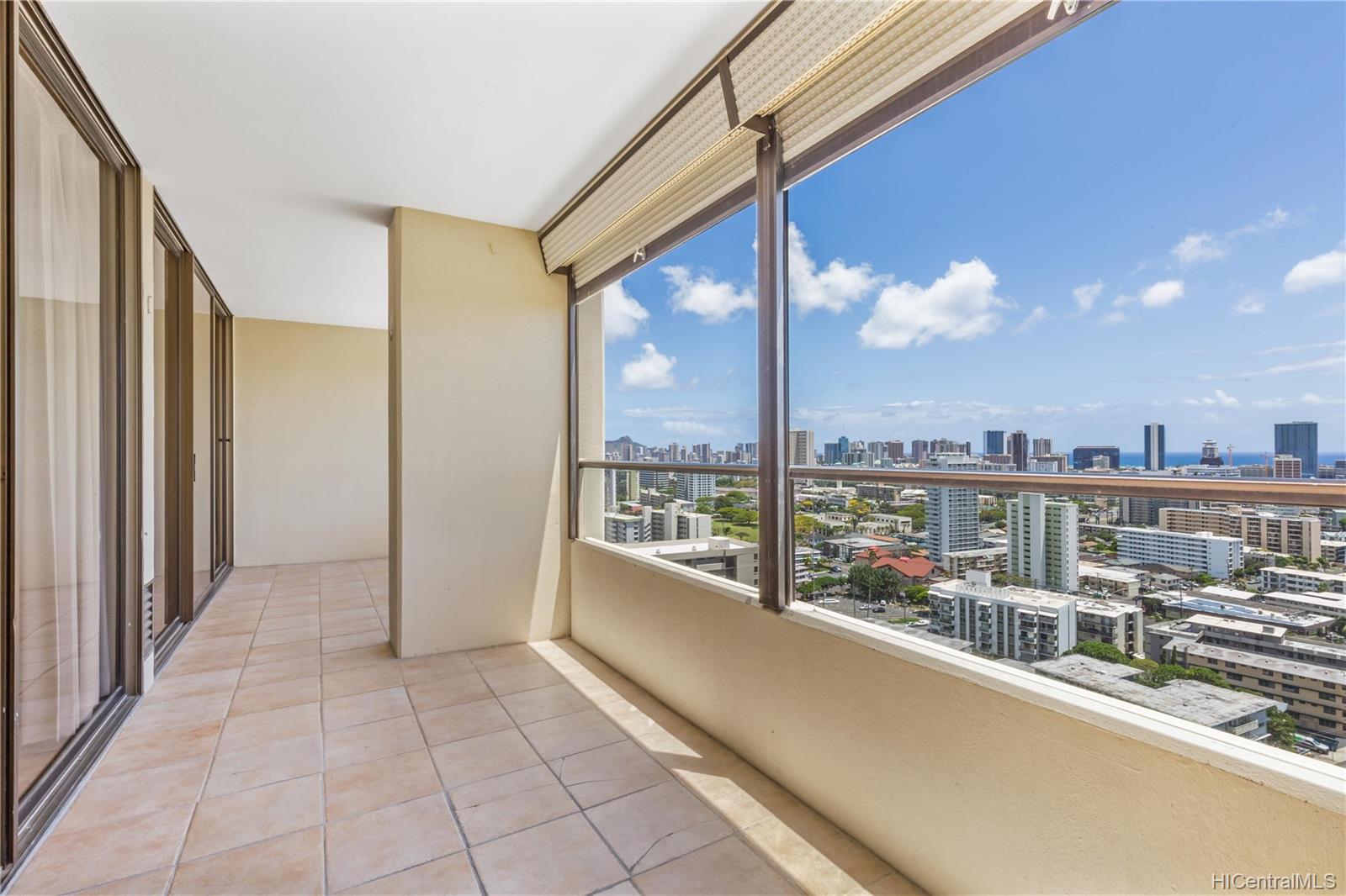 1717 Mott Smith Drive #2014, Honolulu, HI 96822