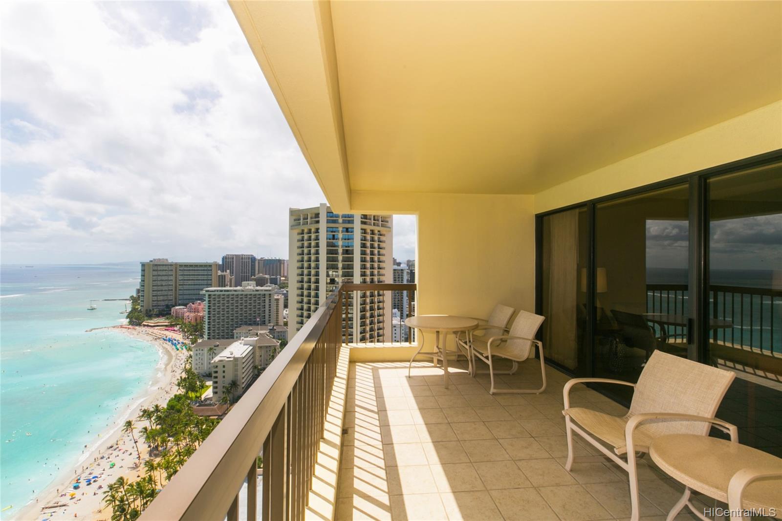 2470 Kalakaua Avenue #3403, Honolulu, HI 96815