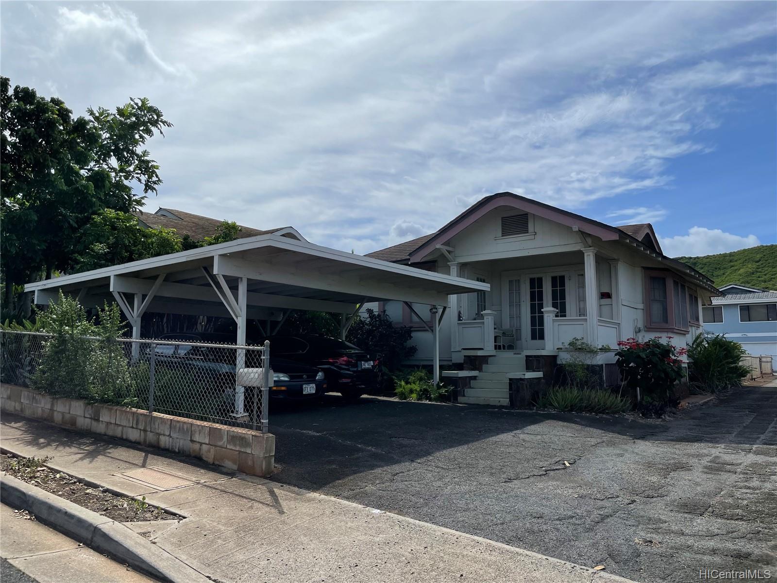 3343 Hayden Street Honolulu, HI 96815