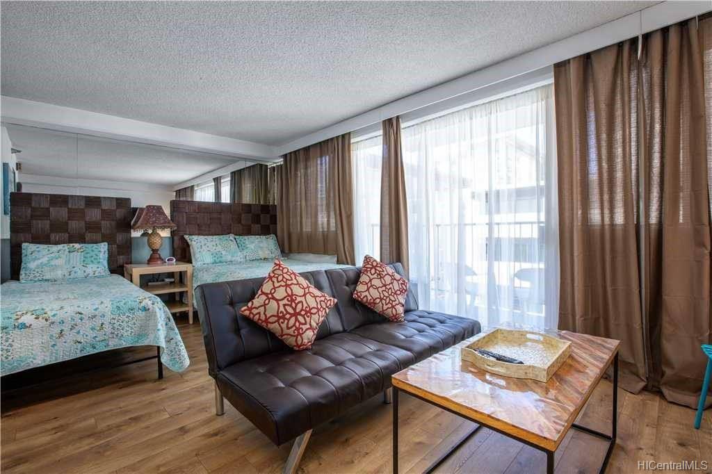 444 Kanekapolei Street #906, Honolulu, HI 96815