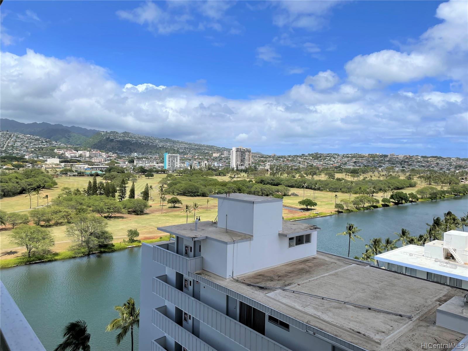 445 Seaside Avenue #1509, Honolulu, HI 96815