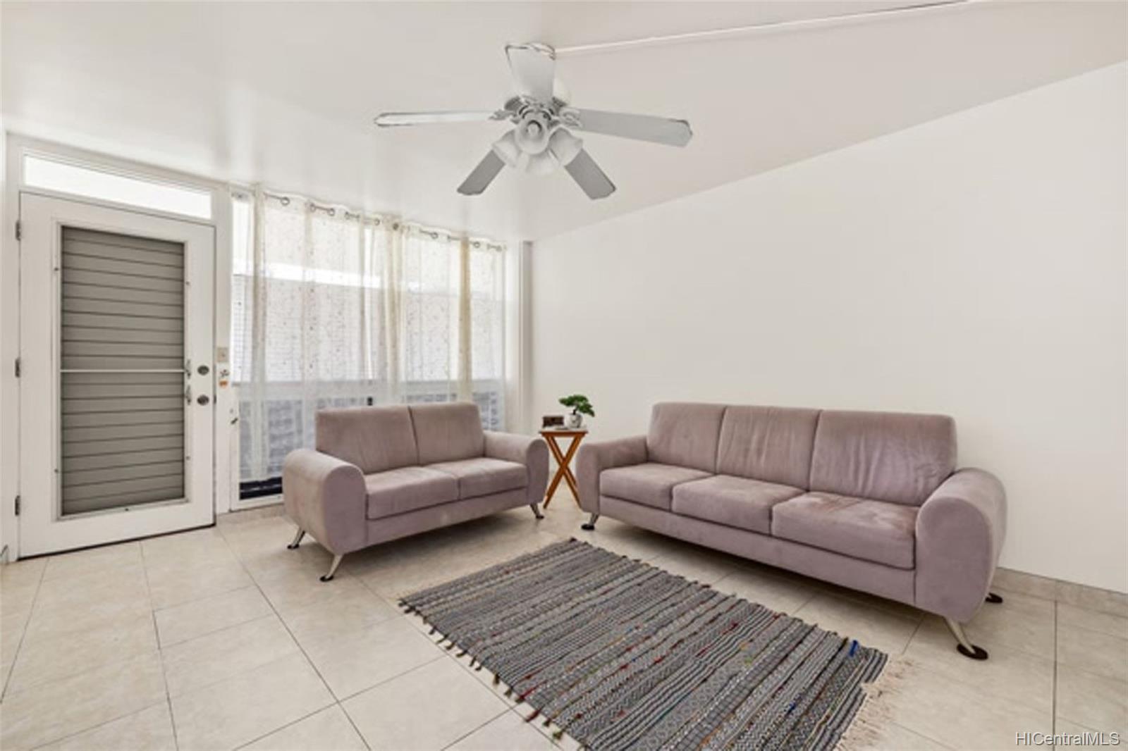 425 Ena Road #1204C, Honolulu, HI 96815