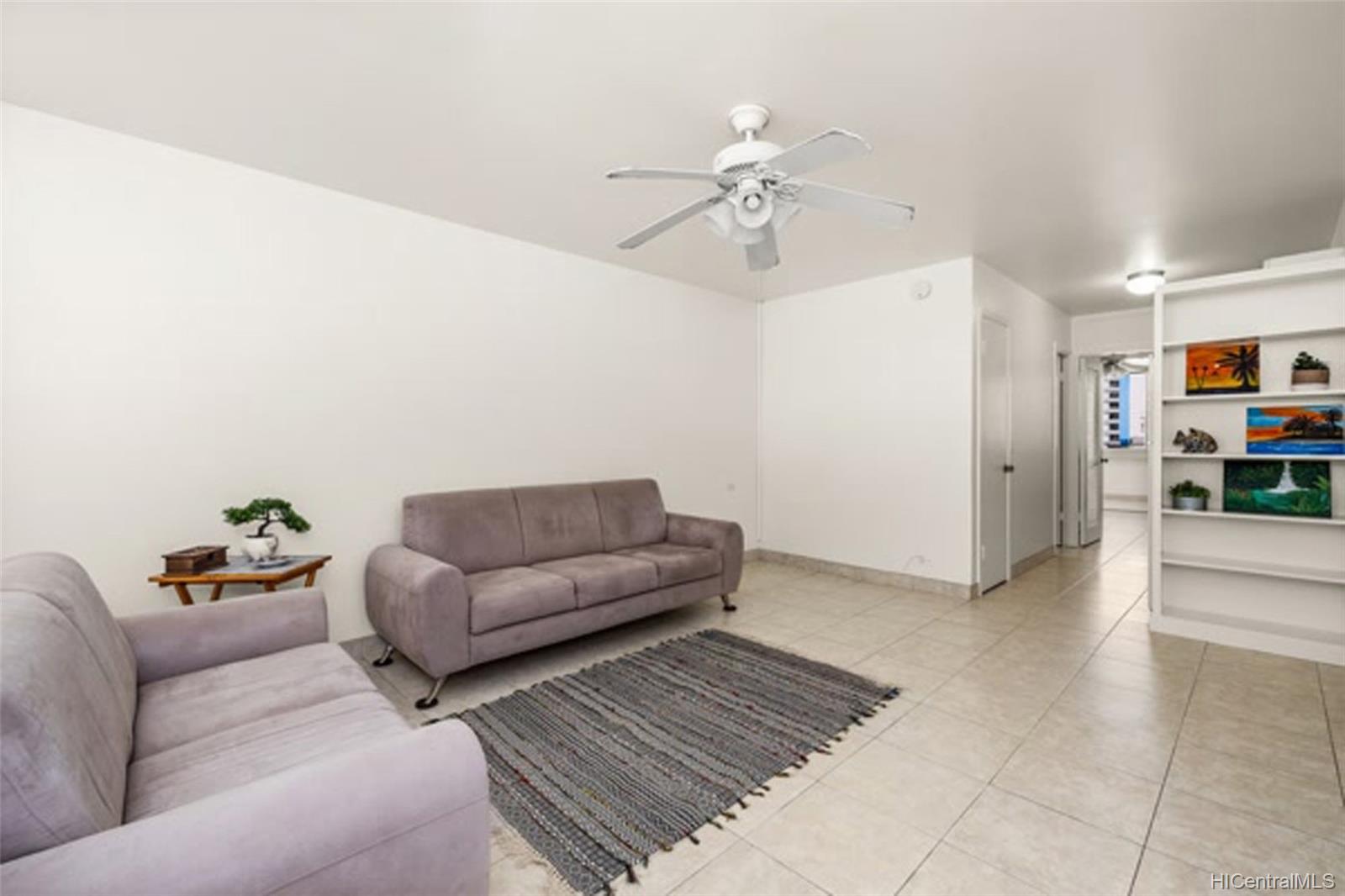425 Ena Road #1204C, Honolulu, HI 96815
