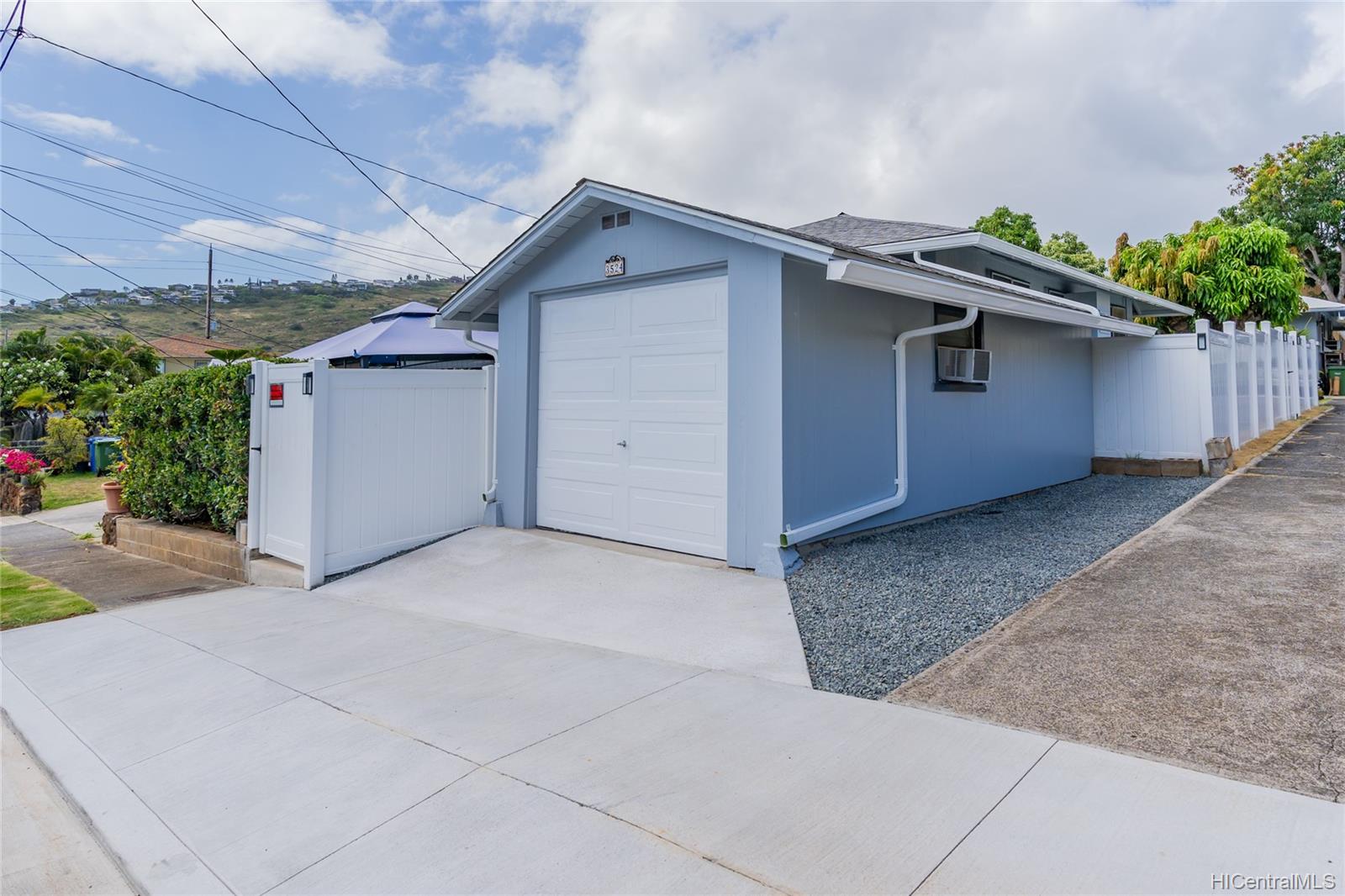 3524 Maluhia Street Honolulu, HI 96816