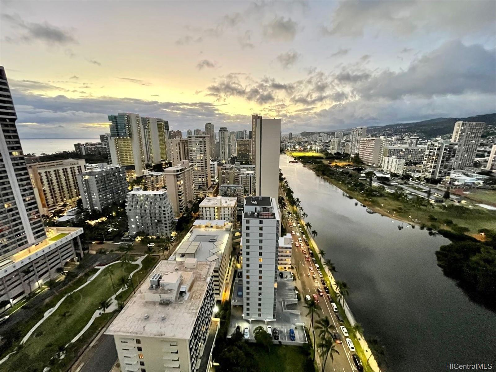 Honolulu, HI 96815