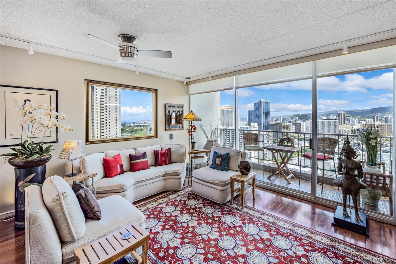 400 Hobron Lane #2902, Honolulu, HI 96815