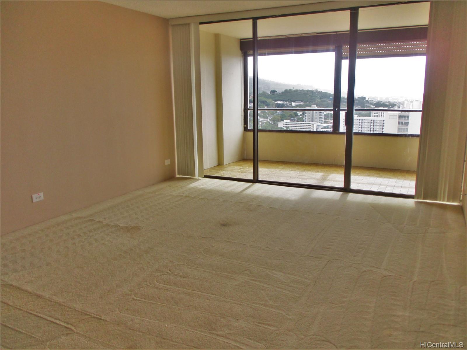 1717 Mott Smith Drive #2513, Honolulu, HI 96822