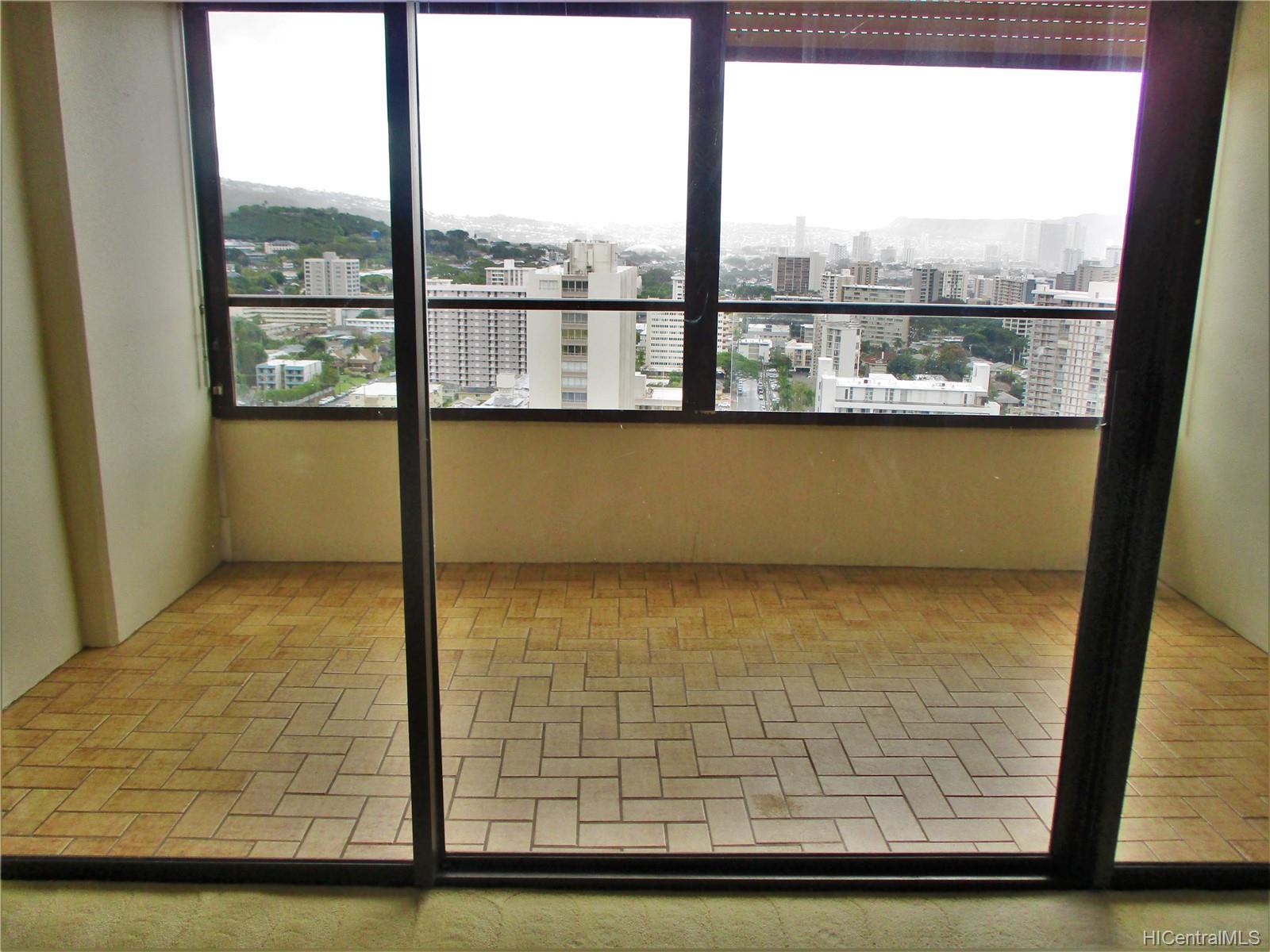 1717 Mott Smith Drive #2513, Honolulu, HI 96822