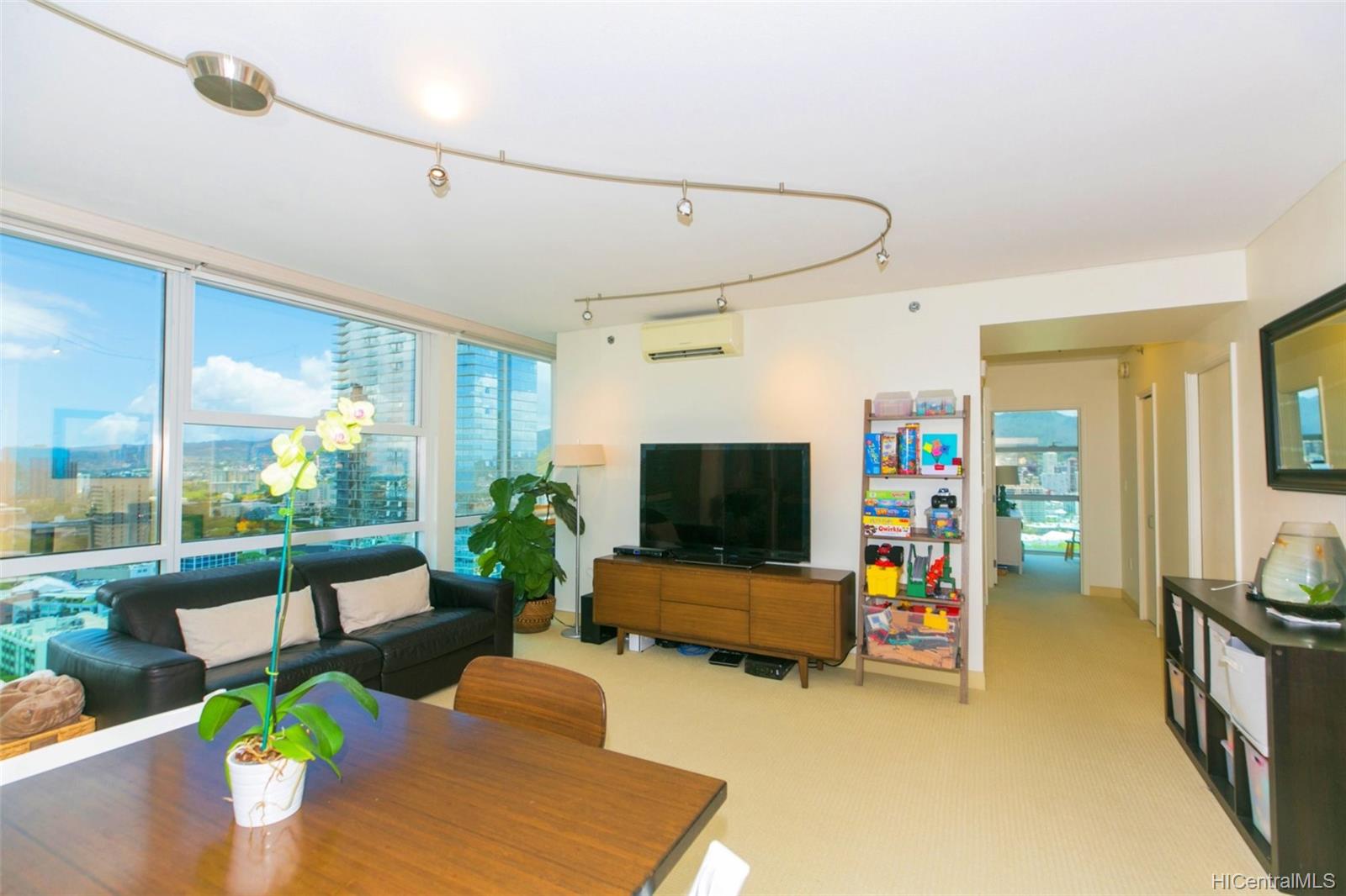 909 Kapiolani Boulevard #2904, Honolulu, HI 96814