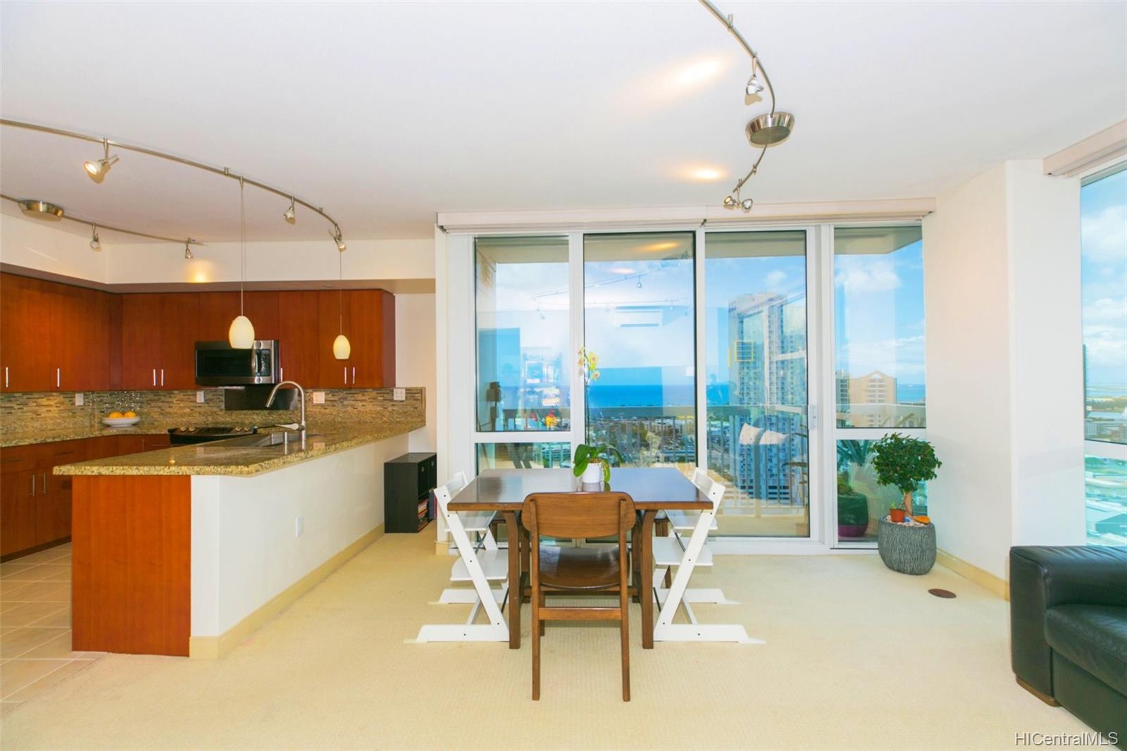 909 Kapiolani Boulevard #2904, Honolulu, HI 96814