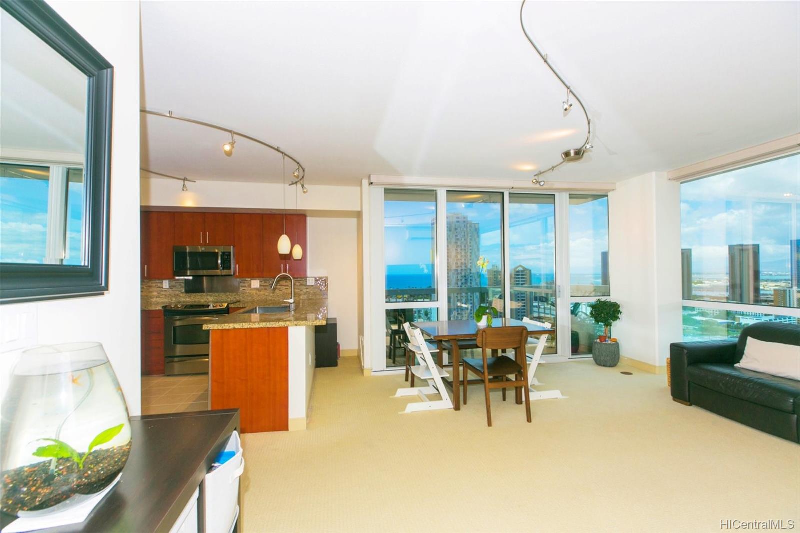 909 Kapiolani Boulevard #2904, Honolulu, HI 96814