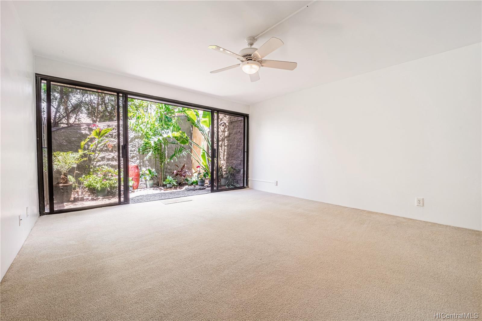 217 Prospect Street #A17, Honolulu, HI 96813