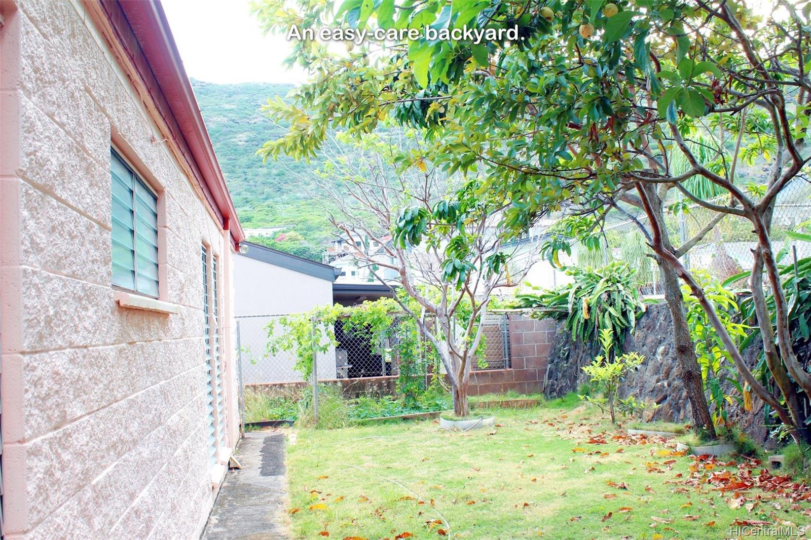 588 Puili Place Honolulu, HI 96821