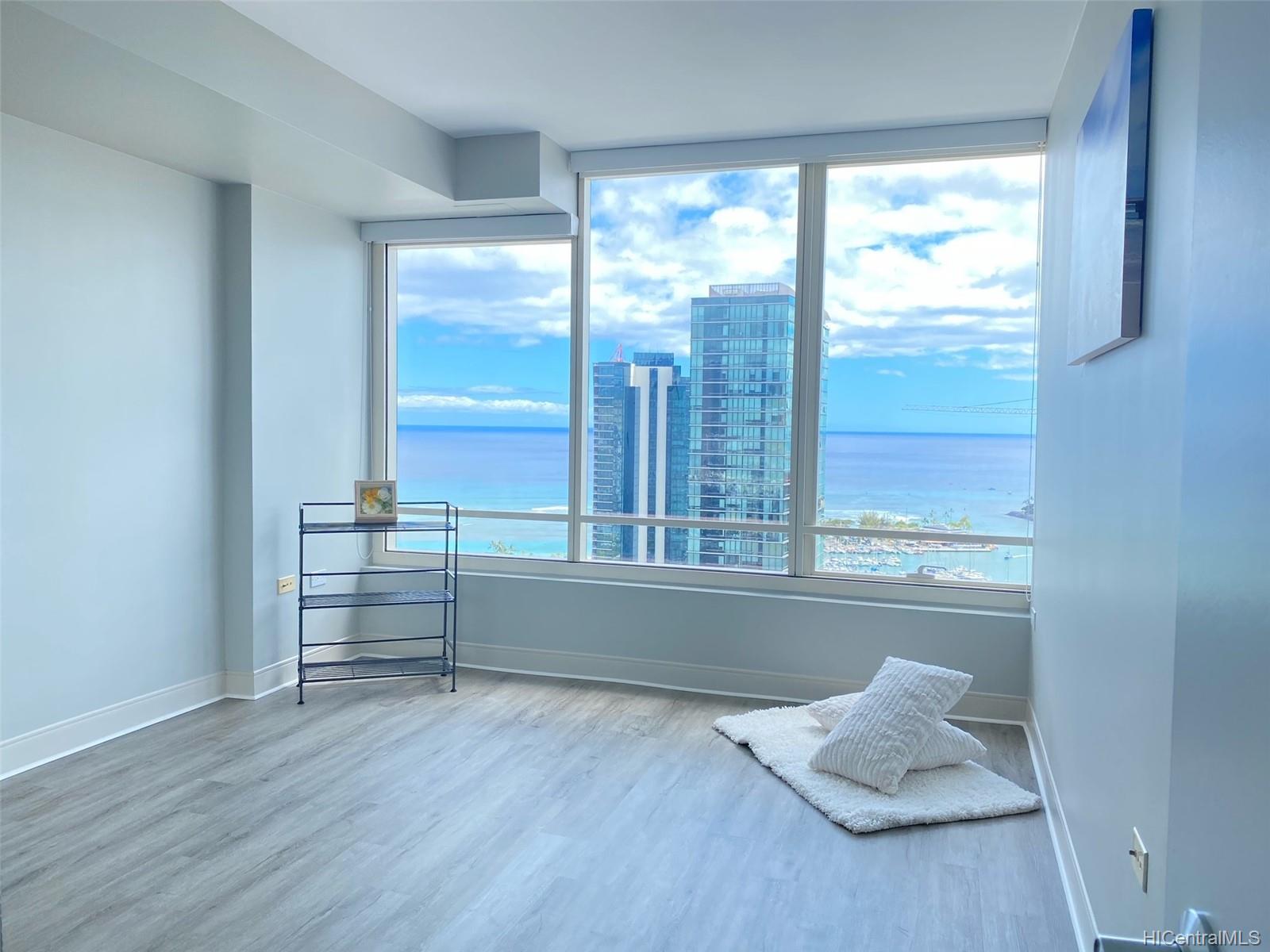1009 Kapiolani Boulevard #4006, Honolulu, HI 96814