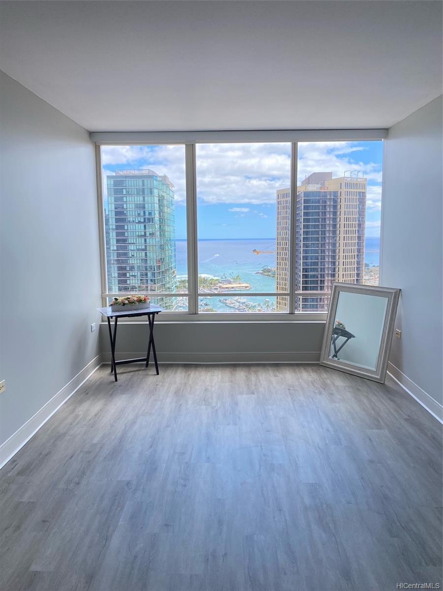 1009 Kapiolani Boulevard #4006, Honolulu, HI 96814