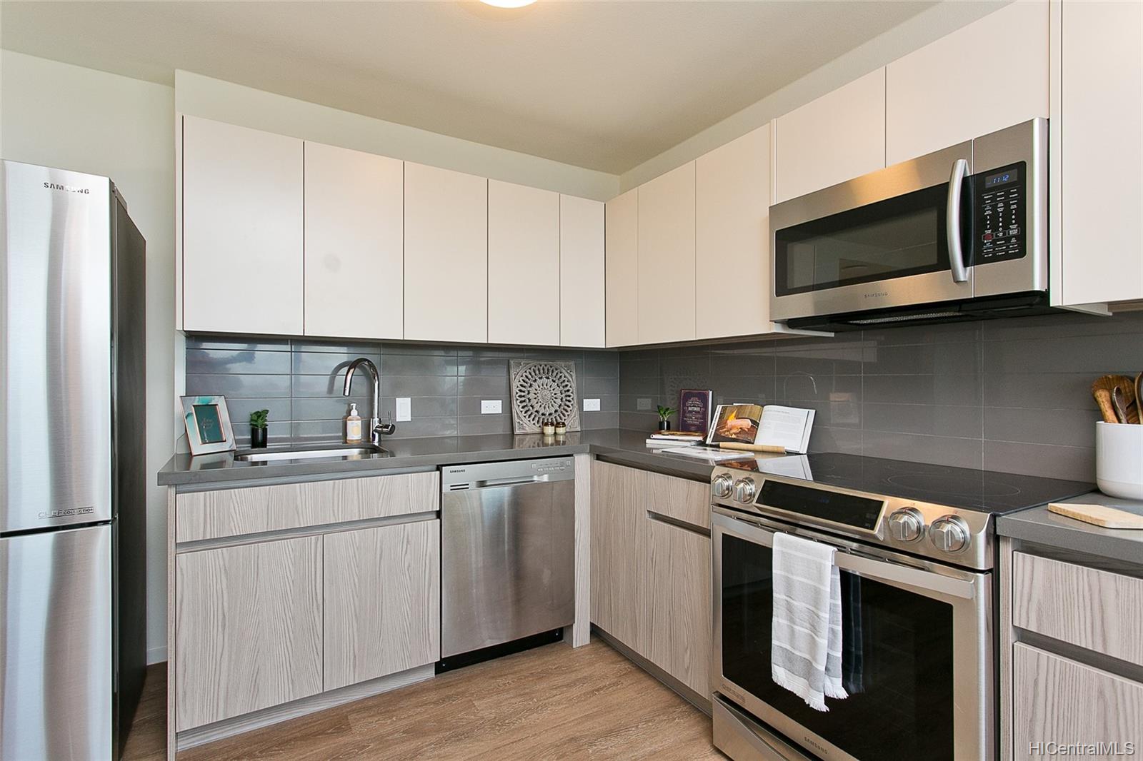 1631 Kapiolani Boulevard #4311, Honolulu, HI 96814