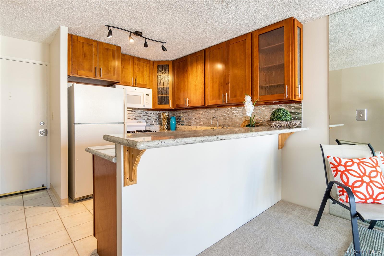 2452 Tusitala Street #904, Honolulu, HI 96815