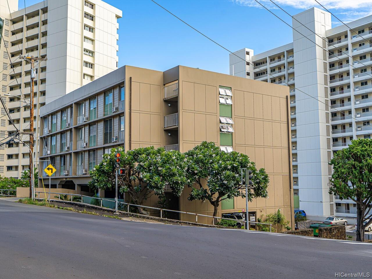 901 Prospect Street #201, Honolulu, HI 96822