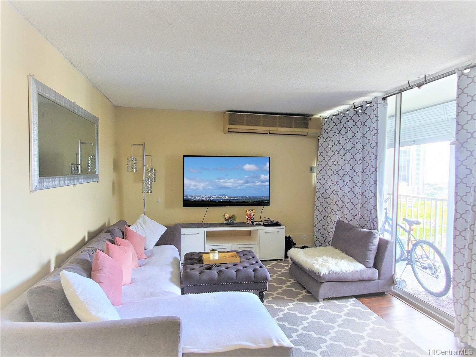 757 Kinalau Place #1702, Honolulu, HI 96813