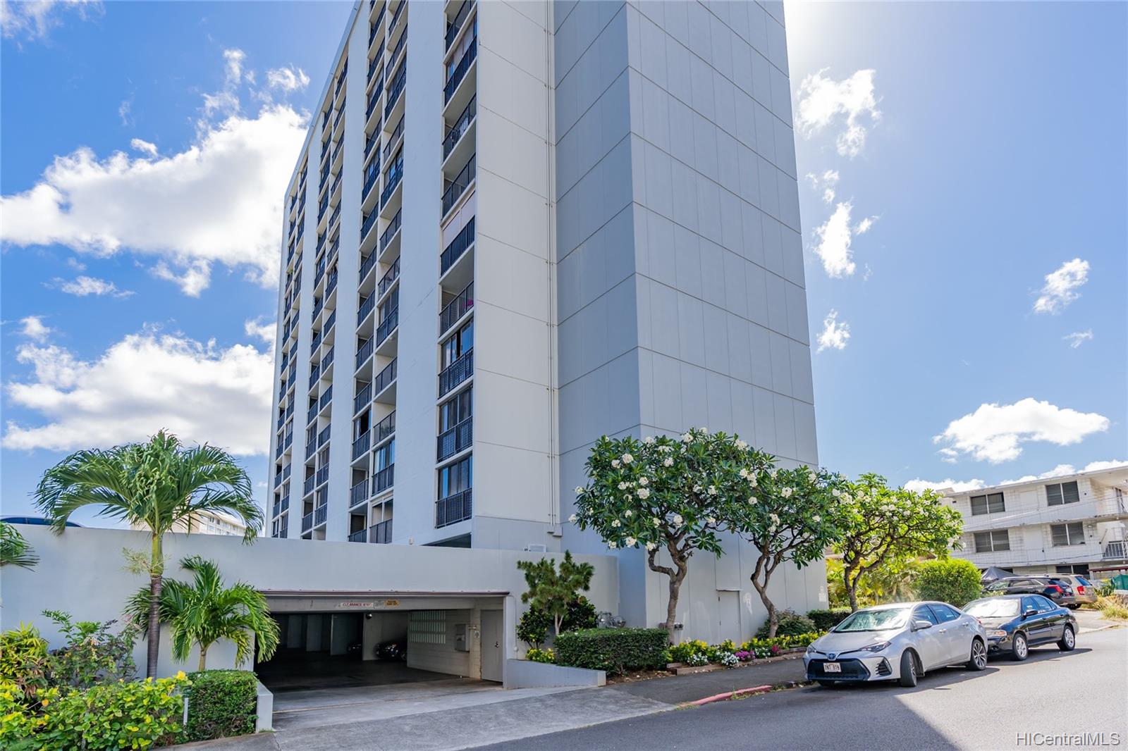 1541 Dominis Street #1204, Honolulu, HI 96822