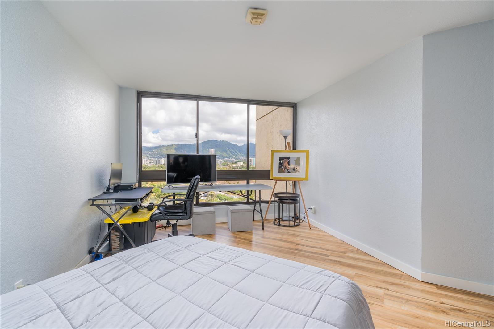 300 Wai Nani Way #1418, Honolulu, HI 96815