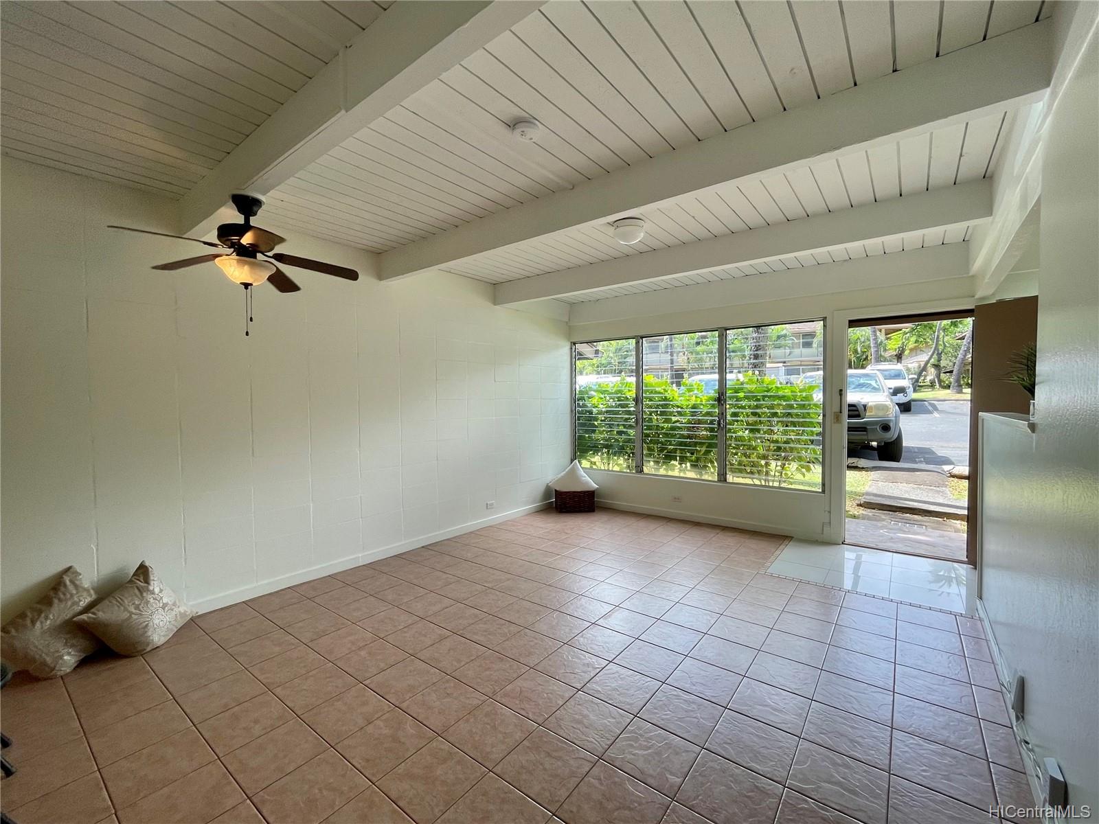 4850 Kilauea Avenue #3, Honolulu, HI 96816