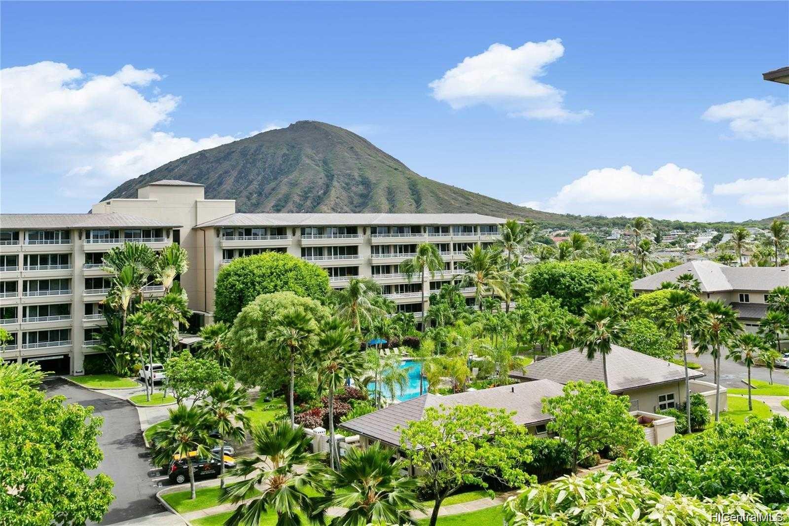 1 Keahole Place #3106, Honolulu, HI 96825