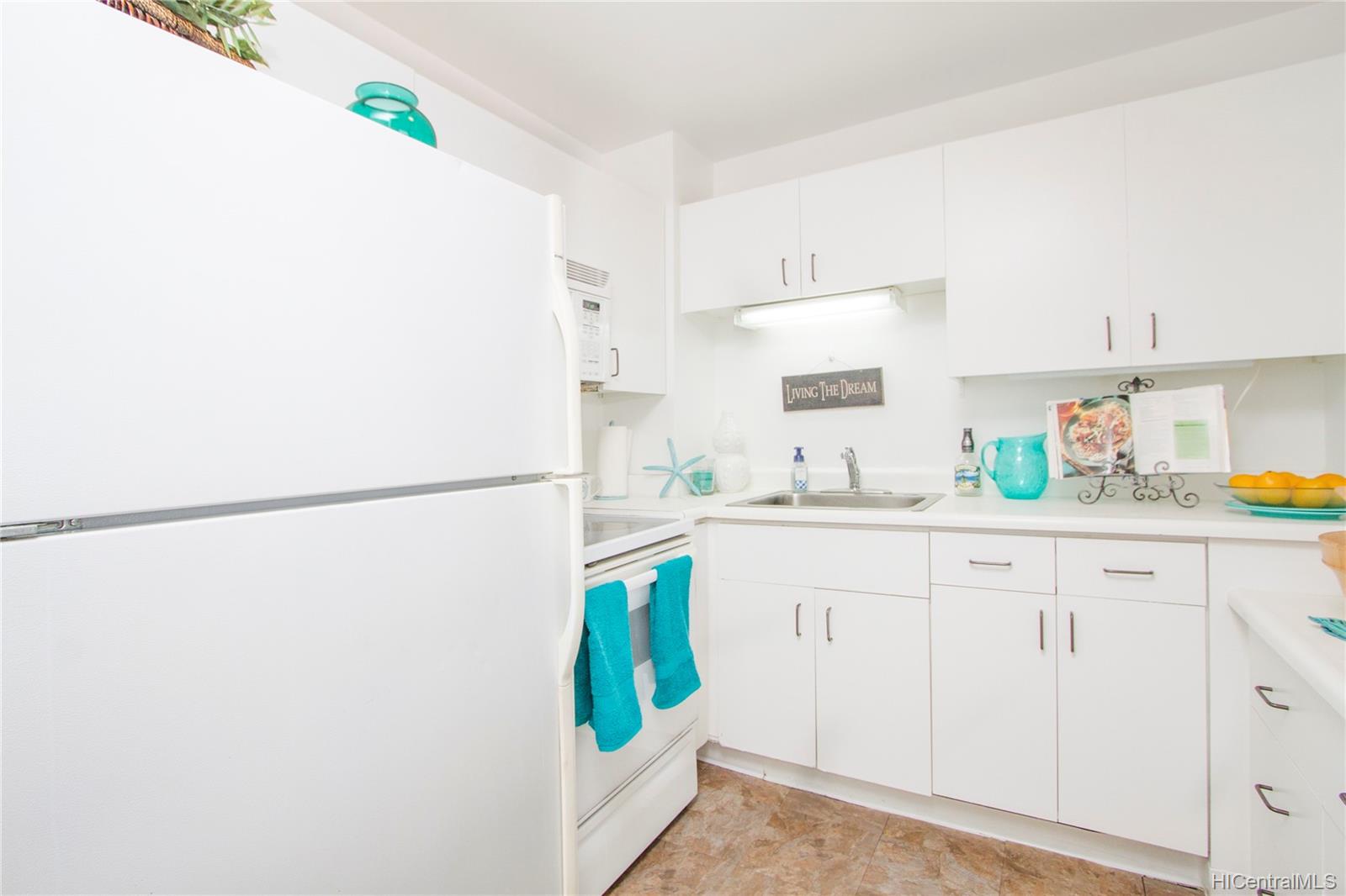 55 Kukui Street #D2506, Honolulu, HI 96813