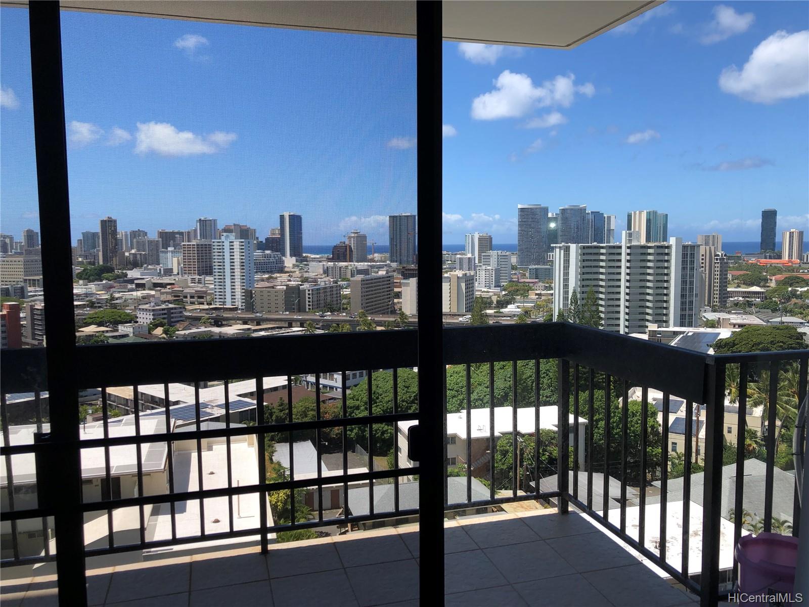 1560 Thurston Avenue #903, Honolulu, HI 96822