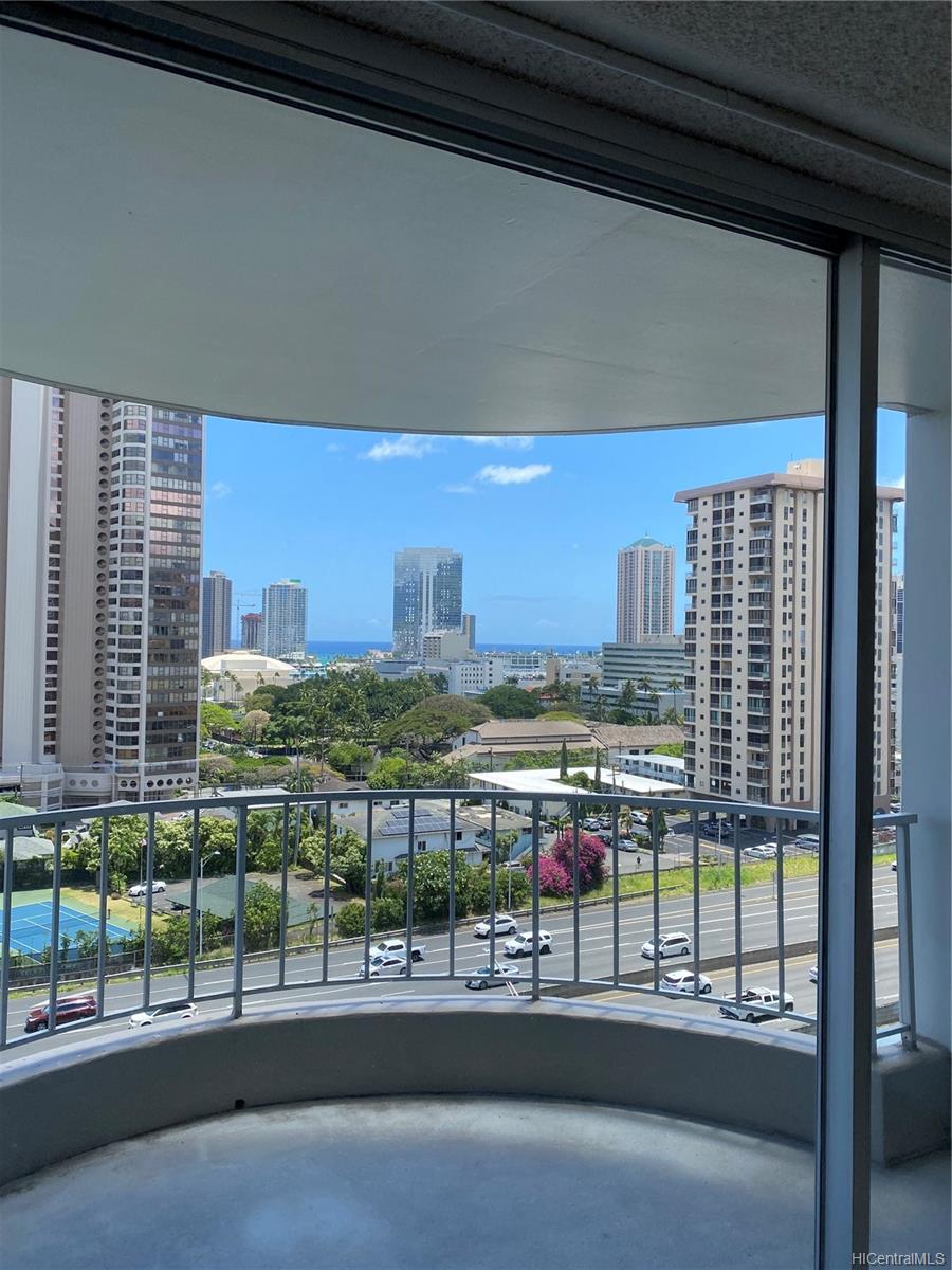 1018 Lunalilo Street #902, Honolulu, HI 96822