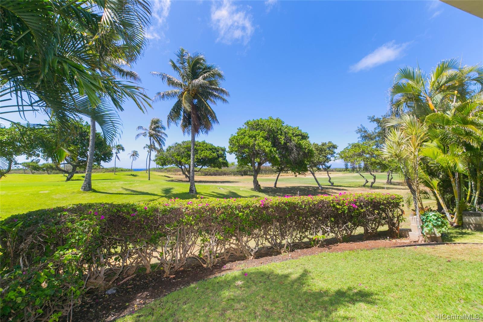 342 Kuanalu Place Honolulu, HI 96825