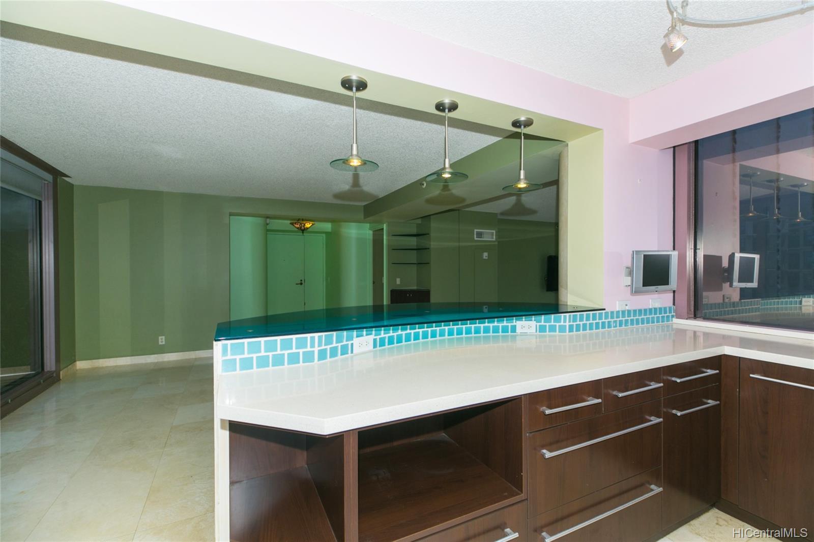 425 South Street #304, Honolulu, HI 96813