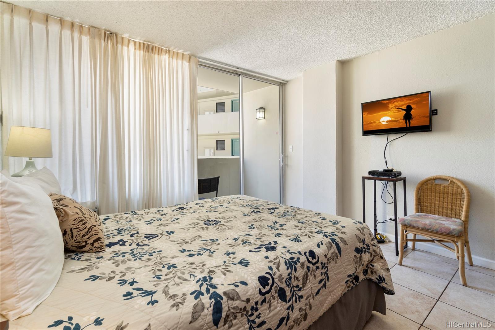 134 Kapahulu Avenue #402, Honolulu, HI 96815