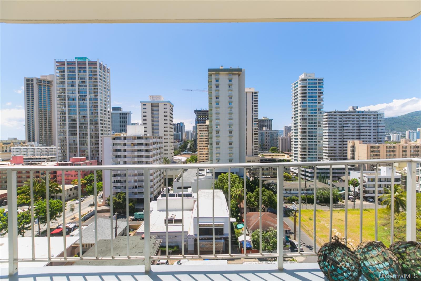 222 Liliuokalani Avenue #1203, Honolulu, HI 96815