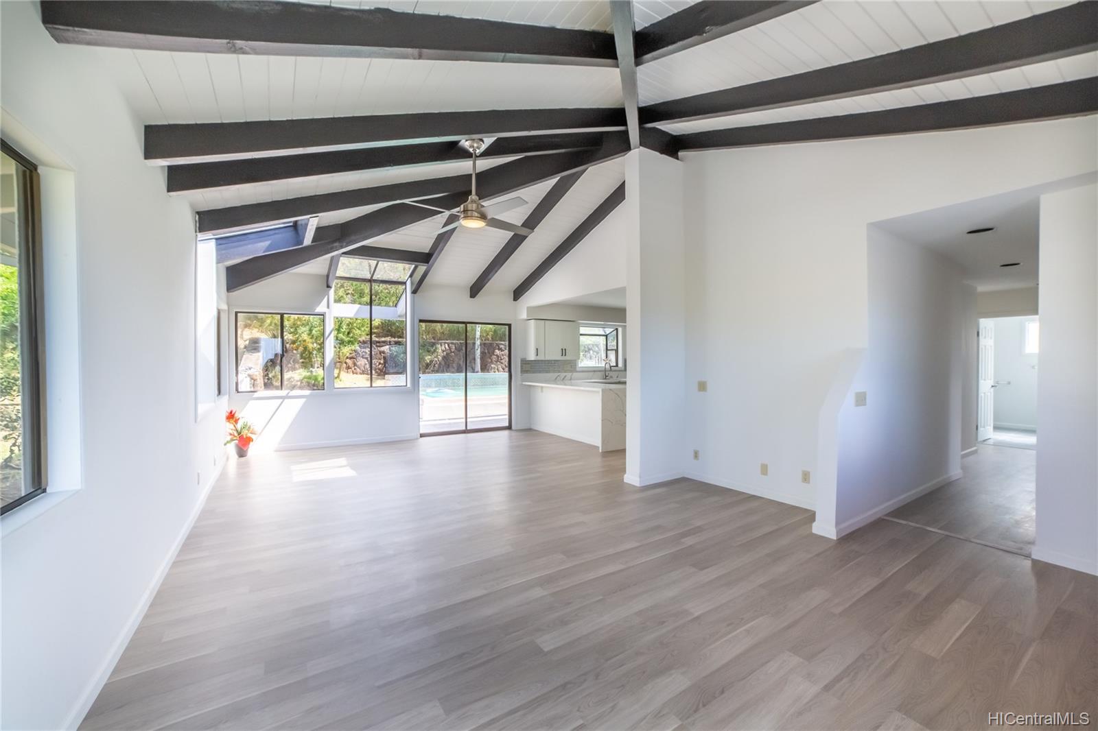 1168 Kaluanui Road Honolulu, HI 96825