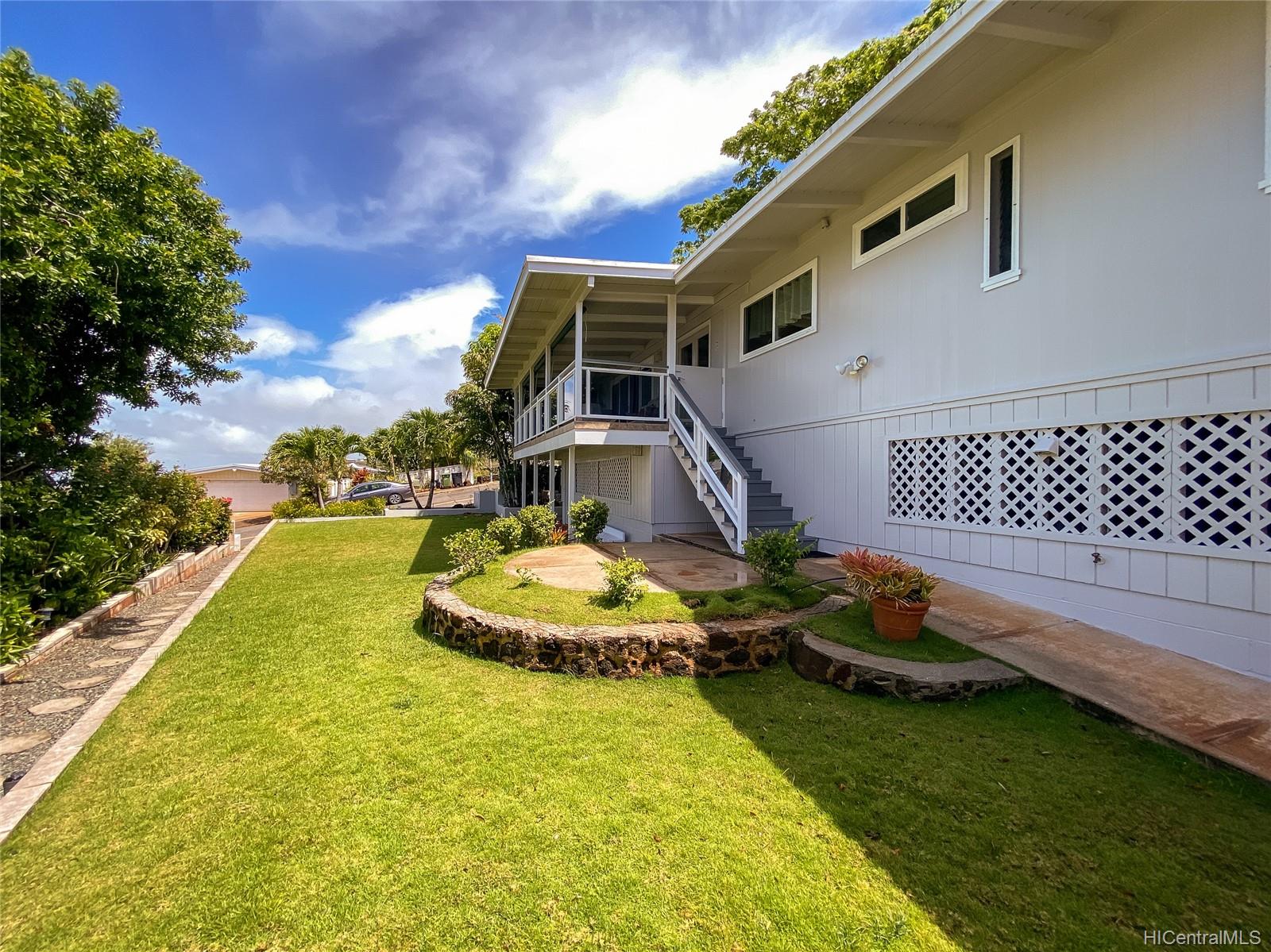 1871 Halekoa Drive Honolulu, HI 96821