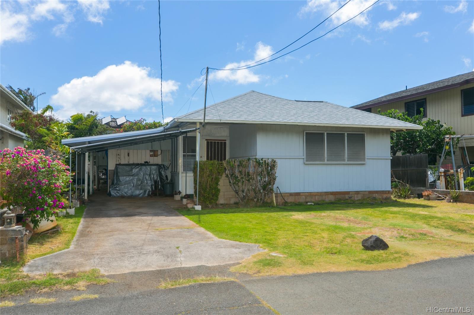 938 Wailupe Place Honolulu, HI 96821