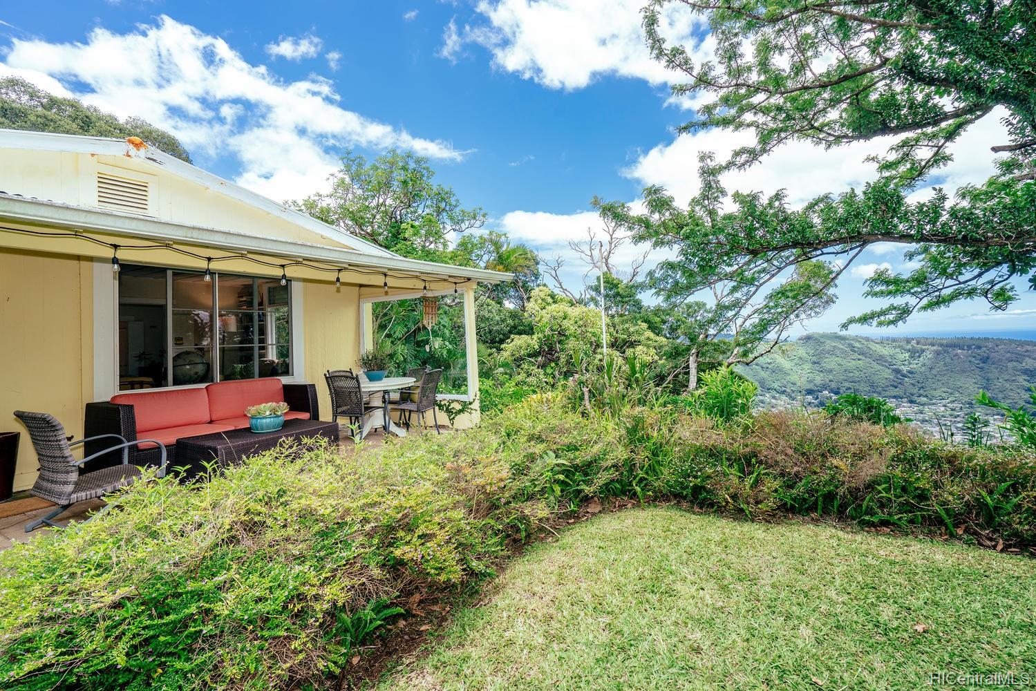 3959 Round Top Drive Honolulu, HI 96822