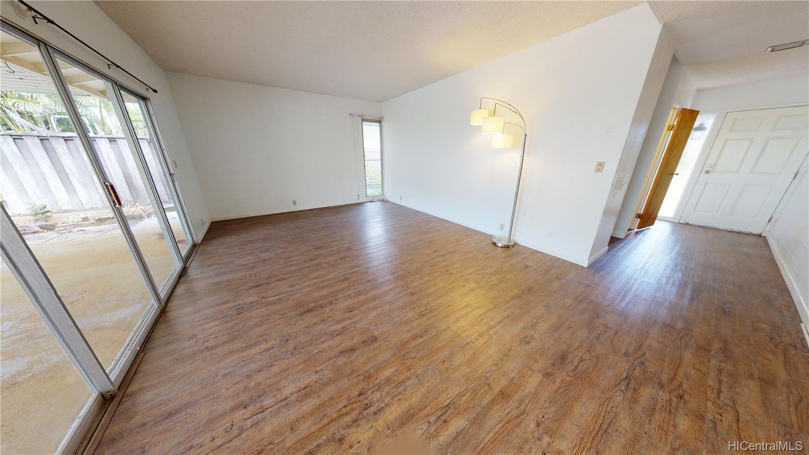 7212 Kipu Place Honolulu, HI 96825