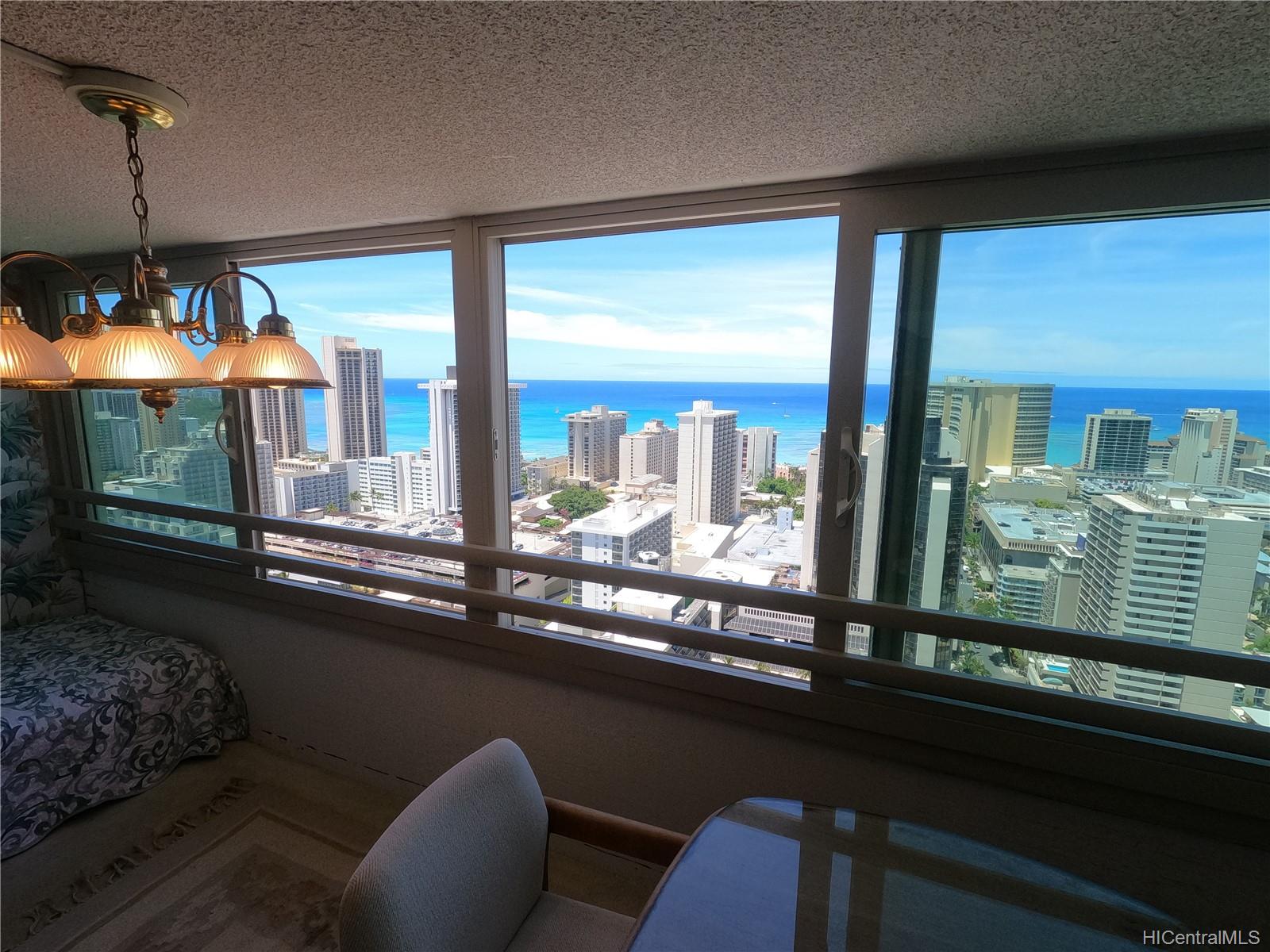 445 Seaside Avenue #3821, Honolulu, HI 96815